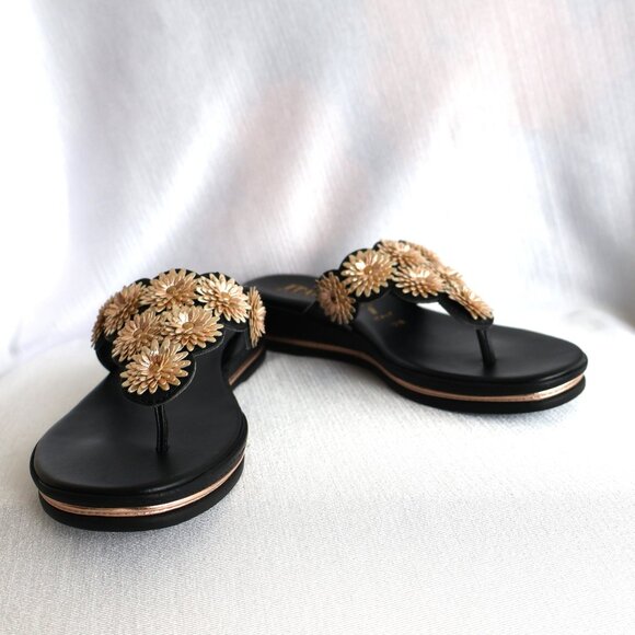 Size 7M - ITALIAN Shoemakers Women's Rona Wedge Thong Sandal - Flip Flops - Picture 2 of 10